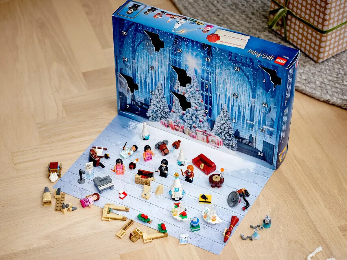 Lego 75981 Harry Potter Advent Calendar Gallery Image 2